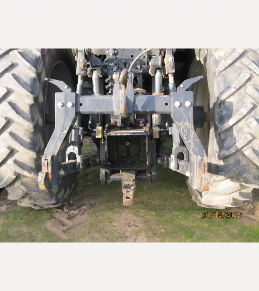2014 CASE IH Magnum 260 - CASE IH Tractors - case-ih-tractors-magnum-260-ee328e04-6.JPG
