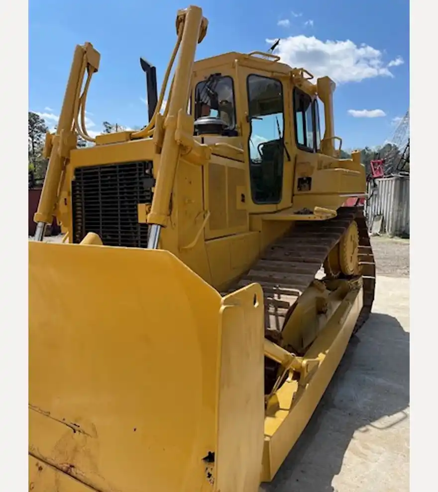 1988 Caterpillar D6H Crawler Dozer - Caterpillar Bulldozers - caterpillar-bulldozers-d6h-crawler-dozer-a86b0a01-1.jpg