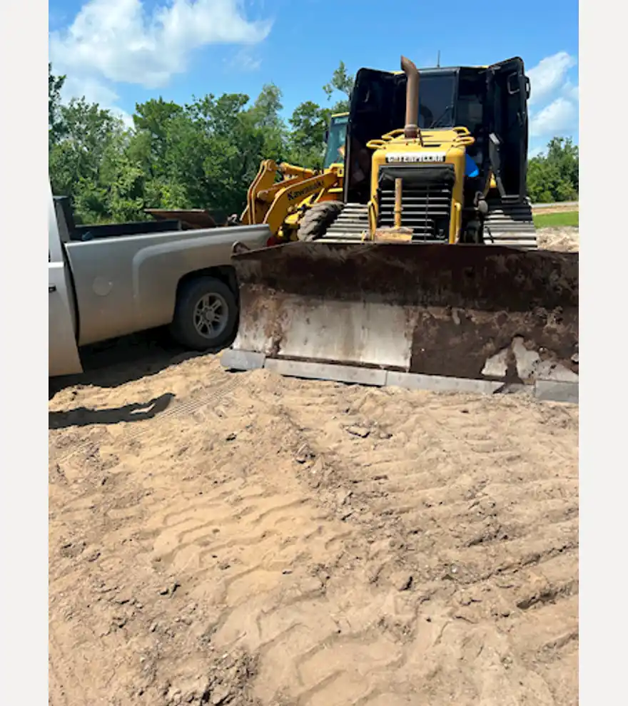 2006 Caterpillar D6NXL - Caterpillar Bulldozers - caterpillar-bulldozers-d6nxl-0af9544c-2.jpeg