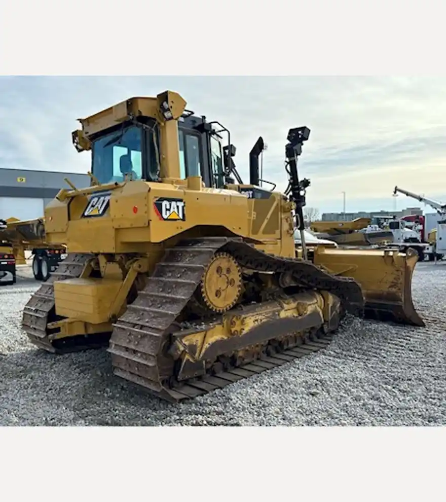 2014 Caterpillar D6T LGP dozer - Caterpillar Bulldozers - caterpillar-bulldozers-d6t-lgp-dozer-df266f06-3.jpg
