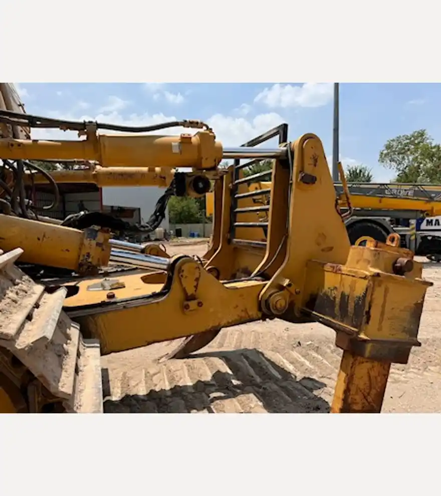 2005 Caterpillar D9T - Caterpillar Bulldozers - caterpillar-bulldozers-d9t-f320ba75-14.jpeg