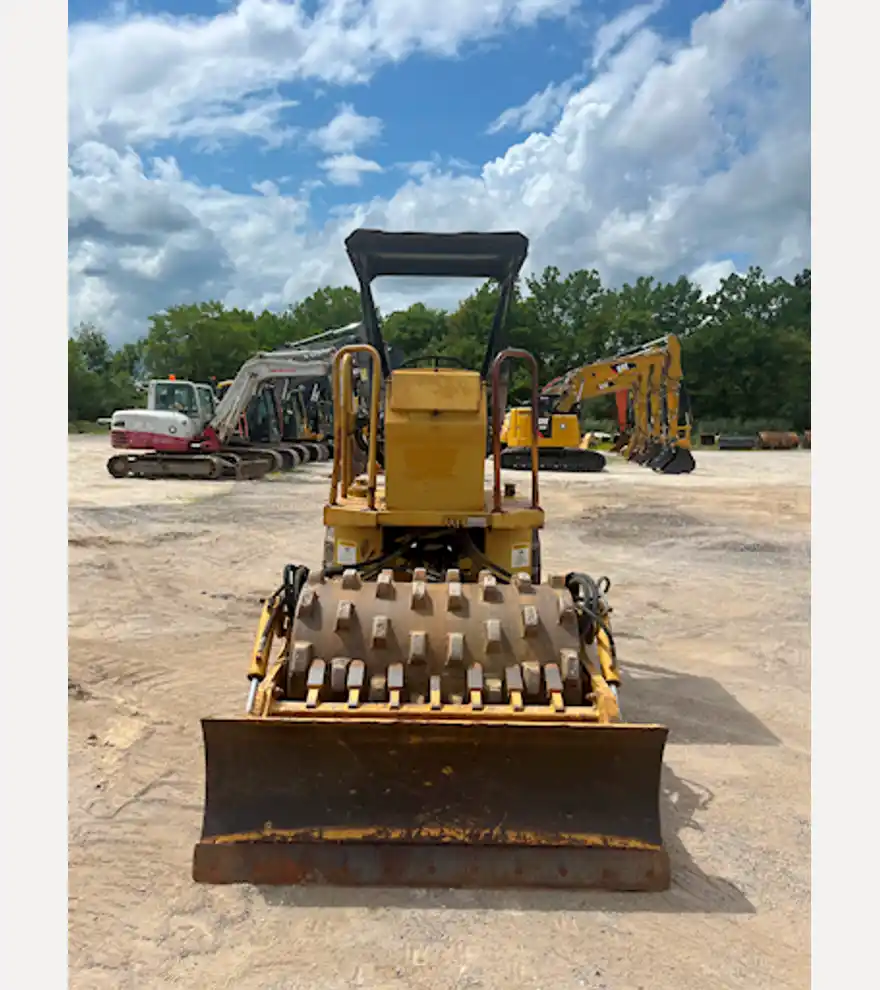 1987 Caterpillar CP-323 - Caterpillar Compactors - caterpillar-compactors-cp-323-1da45405-4.jpg