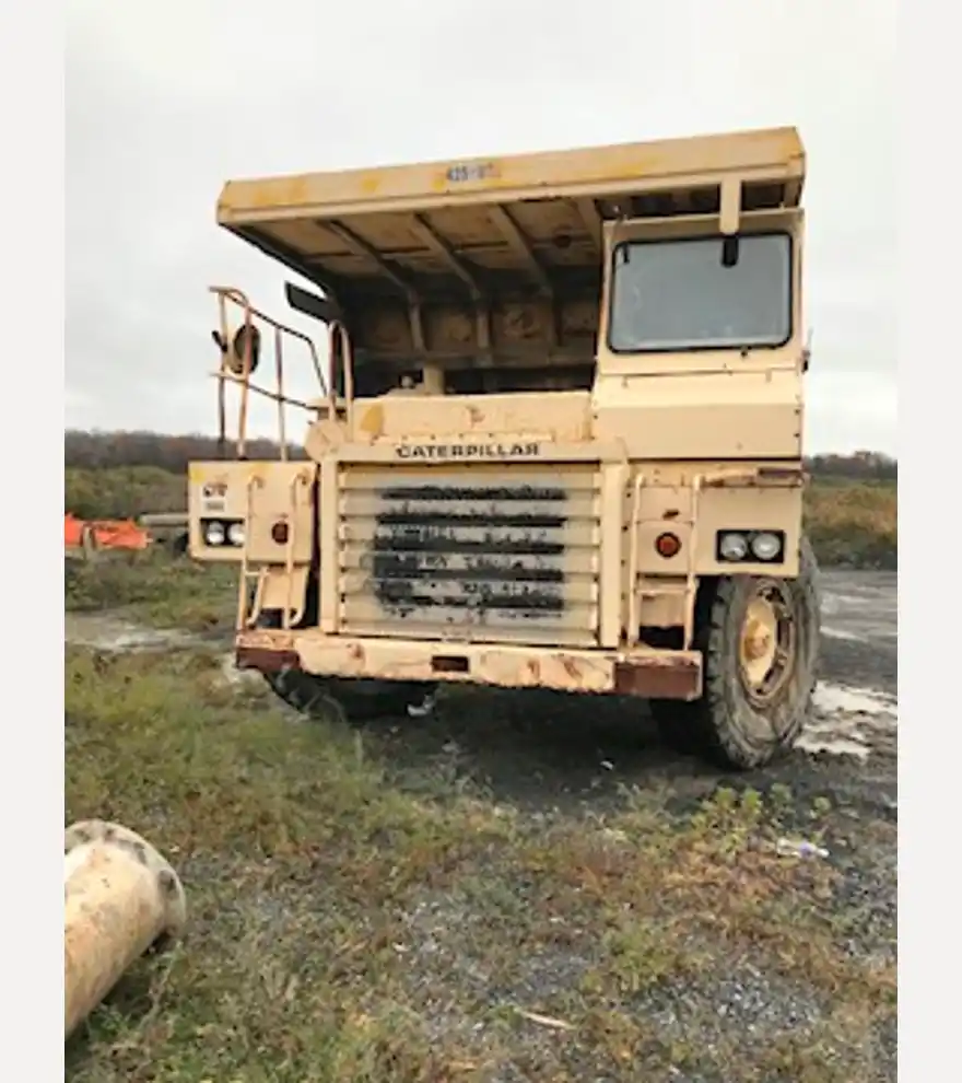 1981 Caterpillar 769C Off Road Truck - Caterpillar Dump Trucks - caterpillar-dump-trucks-769c-off-road-truck-3fe752da-2.jpg