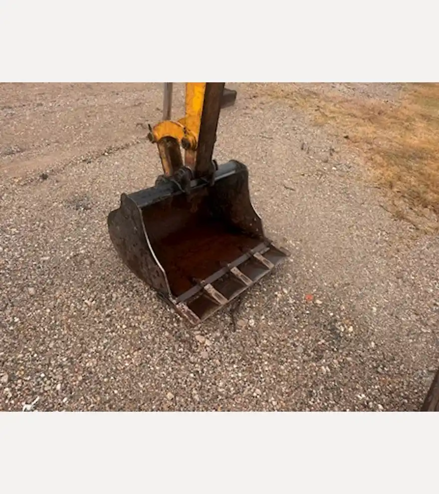2015 Caterpillar 304E CR - Caterpillar Excavators - caterpillar-excavators-304e-cr-8e4c4e7e-11.jpeg