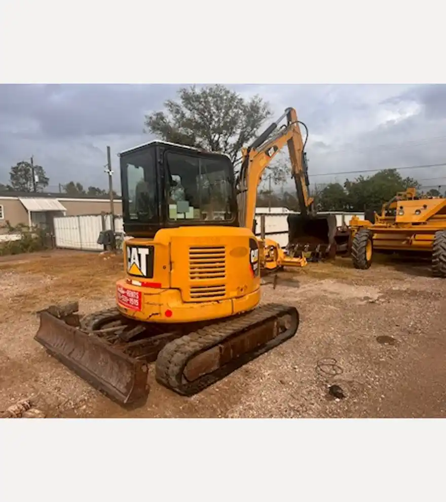 2015 Caterpillar 304E CR - Caterpillar Excavators - caterpillar-excavators-304e-cr-8e4c4e7e-6.jpeg