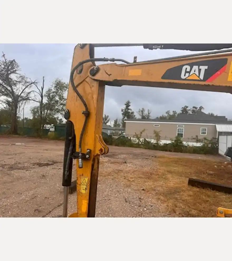 2015 Caterpillar 304E CR - Caterpillar Excavators - caterpillar-excavators-304e-cr-8e4c4e7e-8.jpeg