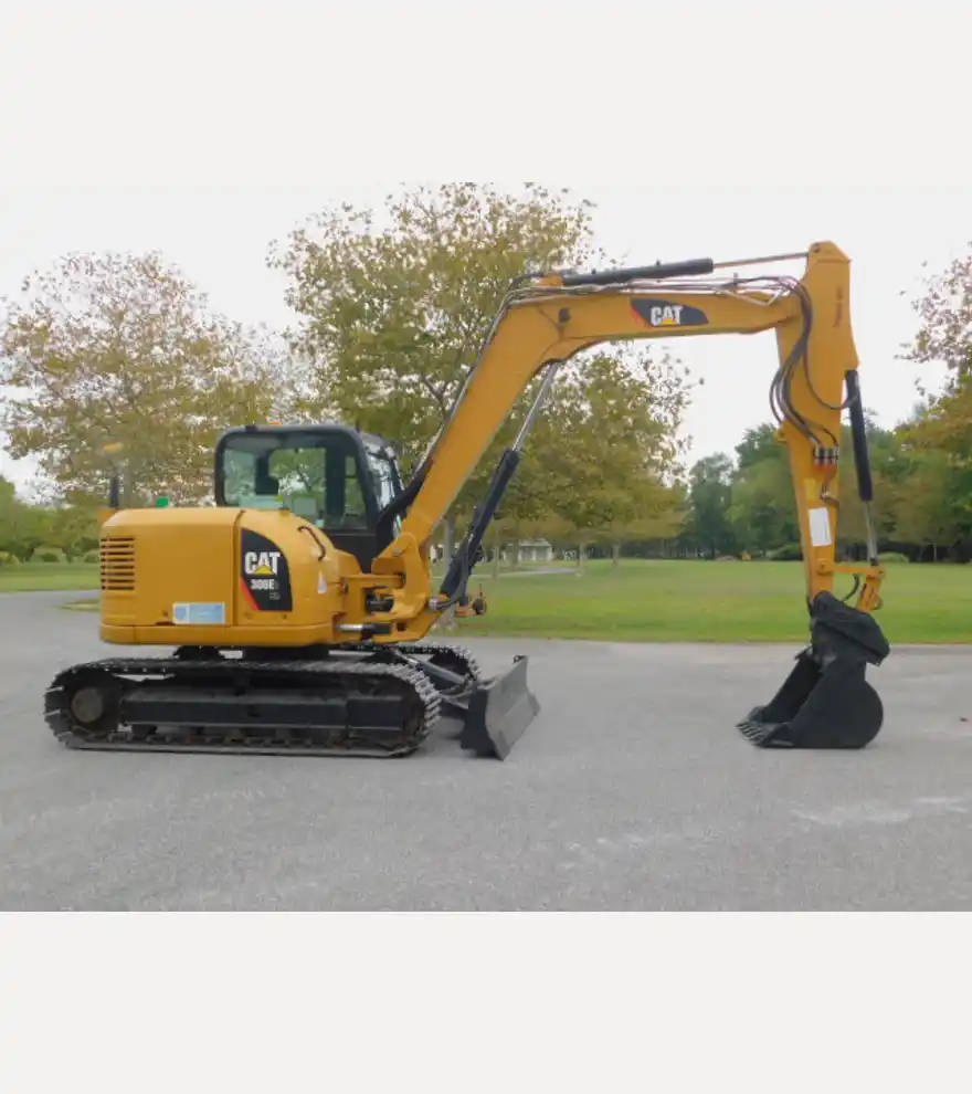 2015 Caterpillar 308E2 CR - Caterpillar Excavators - caterpillar-excavators-308e2-cr-11965953-2.JPG