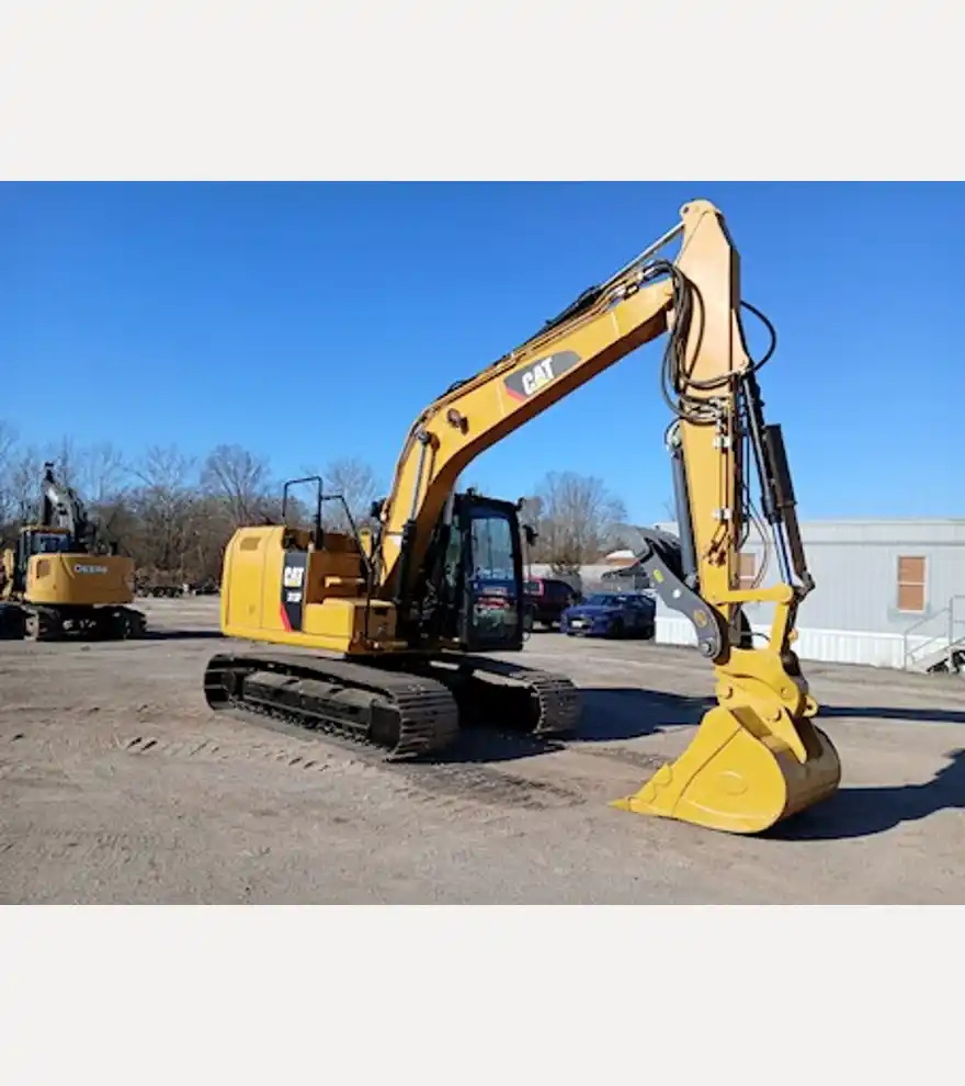 2019 Caterpillar 313FL - Caterpillar Excavators - caterpillar-excavators-313fl-ae79f194-3.jpg
