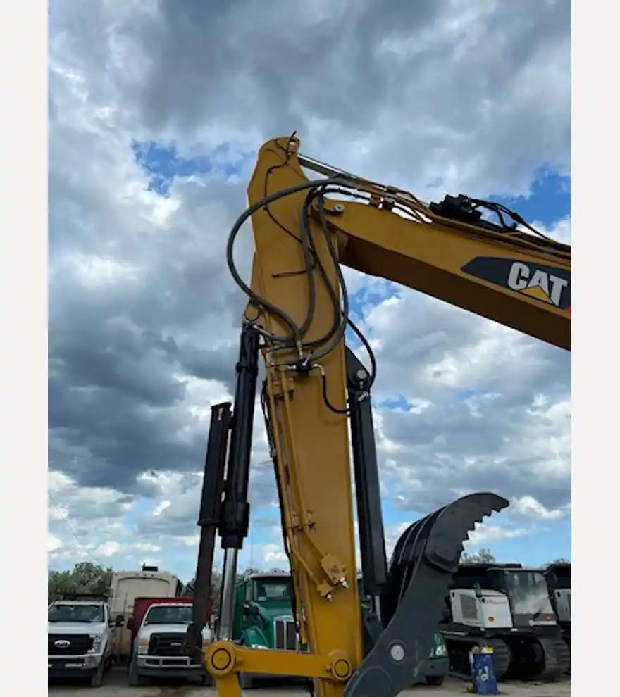 2019 Caterpillar 313FL - Caterpillar Excavators - caterpillar-excavators-313fl-e3211ee0-14.jpg