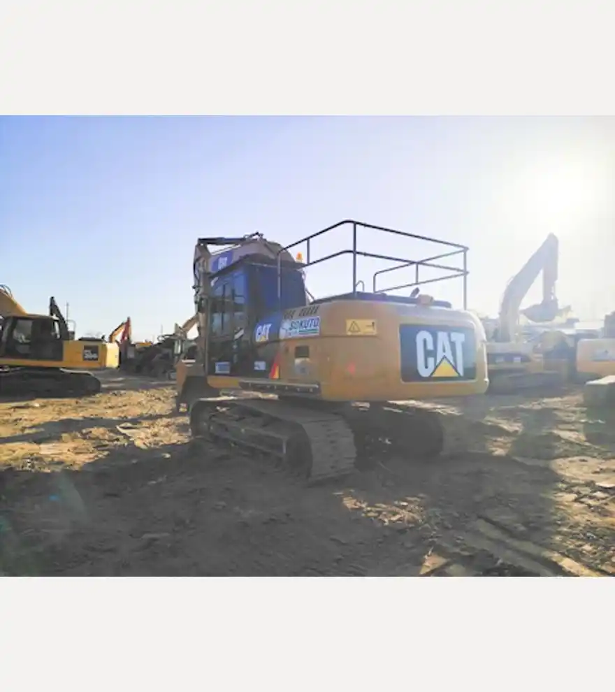  Caterpillar 320D - Caterpillar Excavators - caterpillar-excavators-320d-7cdab1e2-3.jpg