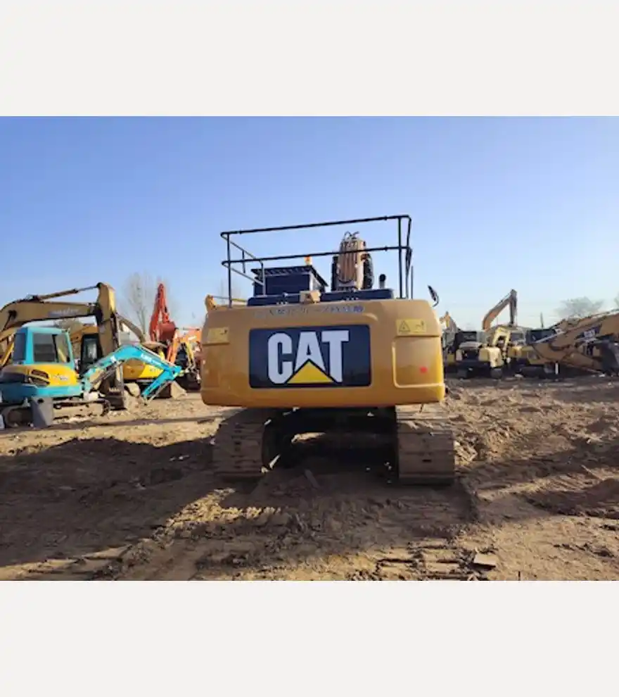 Caterpillar 320D - Caterpillar Excavators - caterpillar-excavators-320d-7cdab1e2-6.jpg