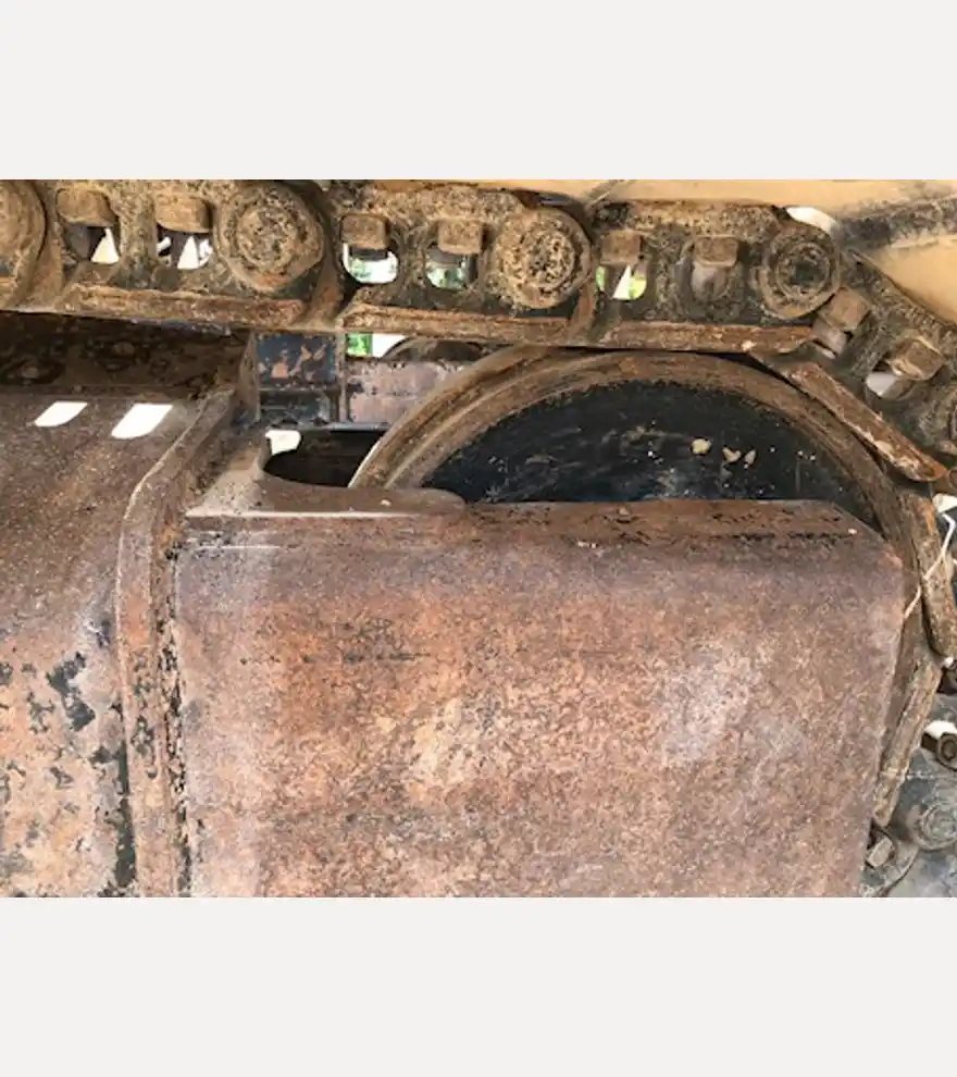 2011 Caterpillar 320DL - Caterpillar Excavators - caterpillar-excavators-320dl-f8e2fb64-10.jpg