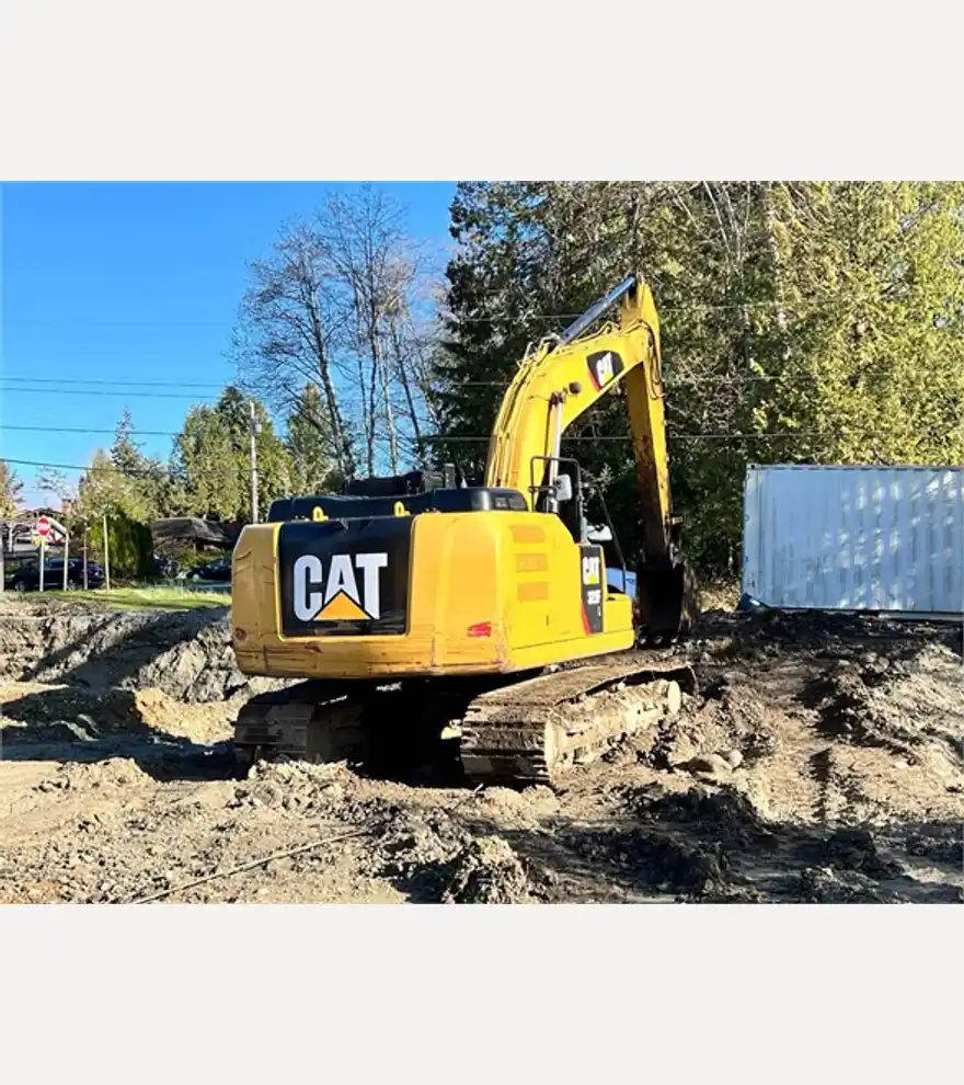 2017 Caterpillar 323FL - Caterpillar Excavators - caterpillar-excavators-323fl-7e626e53-2.jpg