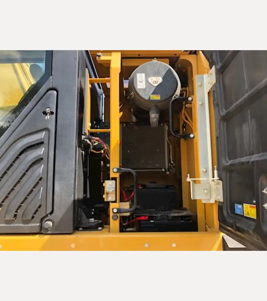 2012 Caterpillar 329EL - Caterpillar Excavators - caterpillar-excavators-329el-b88ed70c-9.jpeg