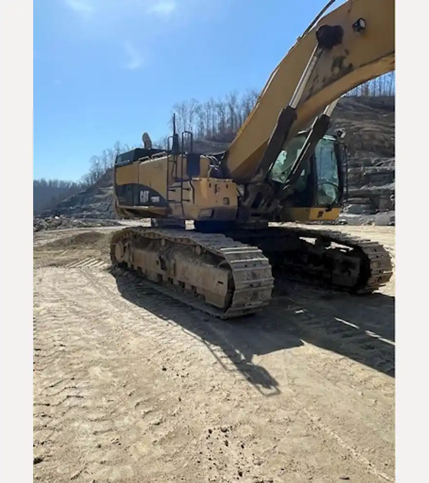 2011 Caterpillar 374DL - Caterpillar Excavators - caterpillar-excavators-374dl-0ab6740e-4.jpg