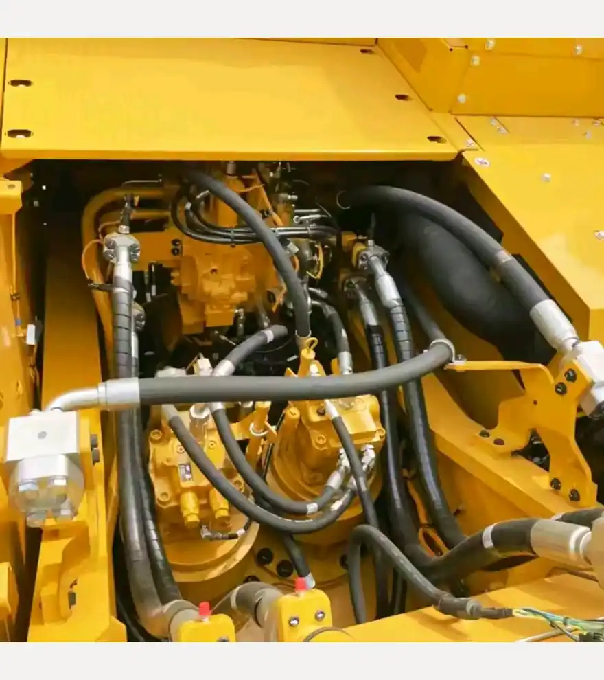  Caterpillar Earth moving - Caterpillar Excavators - caterpillar-excavators-earth-moving-c7a82f41-2.png