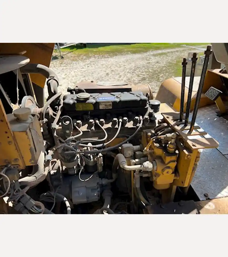 1990 Caterpillar V80E Forklift with Attachments - Caterpillar Forklifts - caterpillar-forklifts-v80e-forklift-with-attachments-f3a207a1-8.JPG