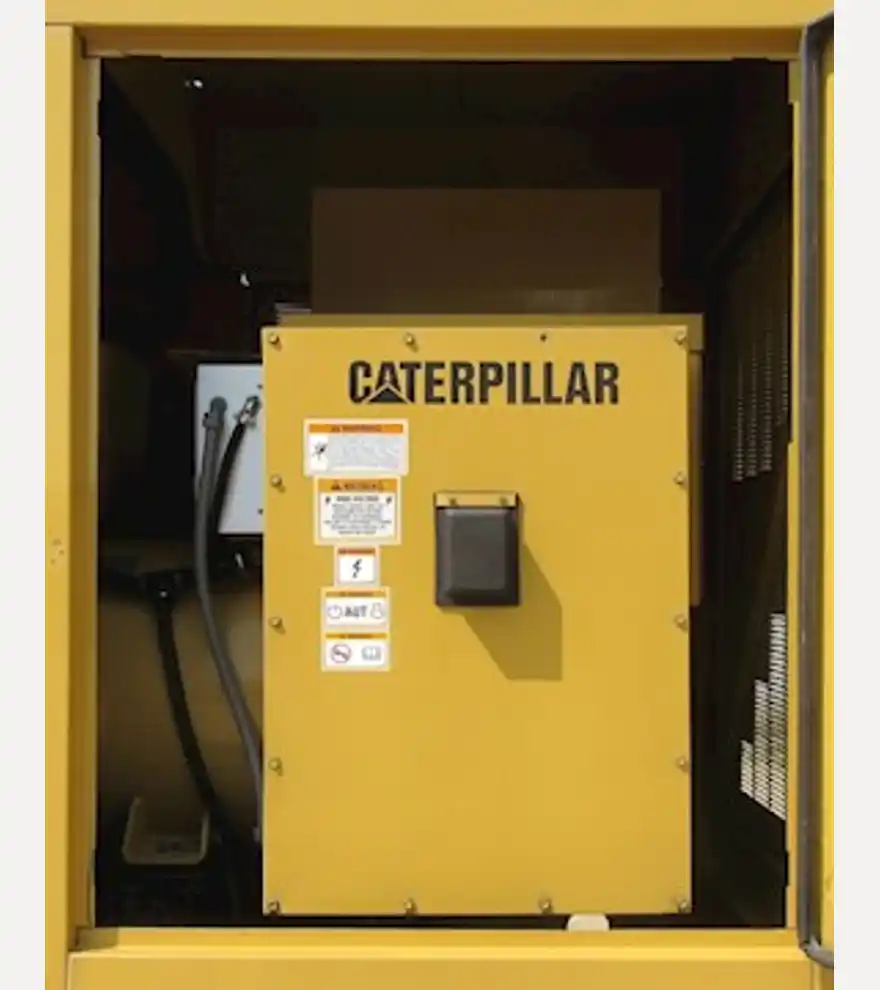 2002 Caterpillar 3406 - Caterpillar Generators - caterpillar-generators-3406-e930b366-3.JPG