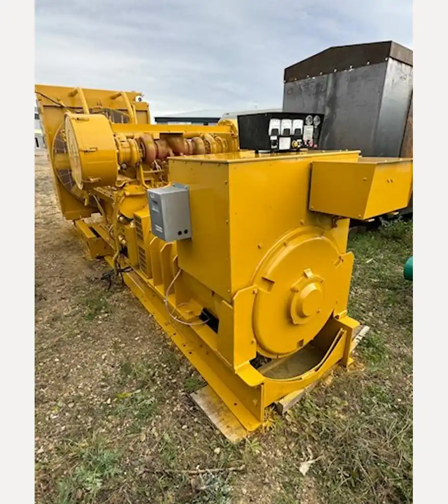  Caterpillar 940 KW Caterpillar 3512 Diesel Generator Set - Caterpillar Generators - caterpillar-generators-940-kw-caterpillar-3512-diesel-generator-set-0048549e-8.jpg