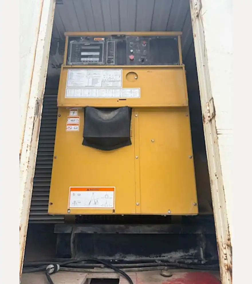 2005 Caterpillar Three Phase Generator - Caterpillar Generators - caterpillar-generators-three-phase-generator-5c9152f9-5.jpg