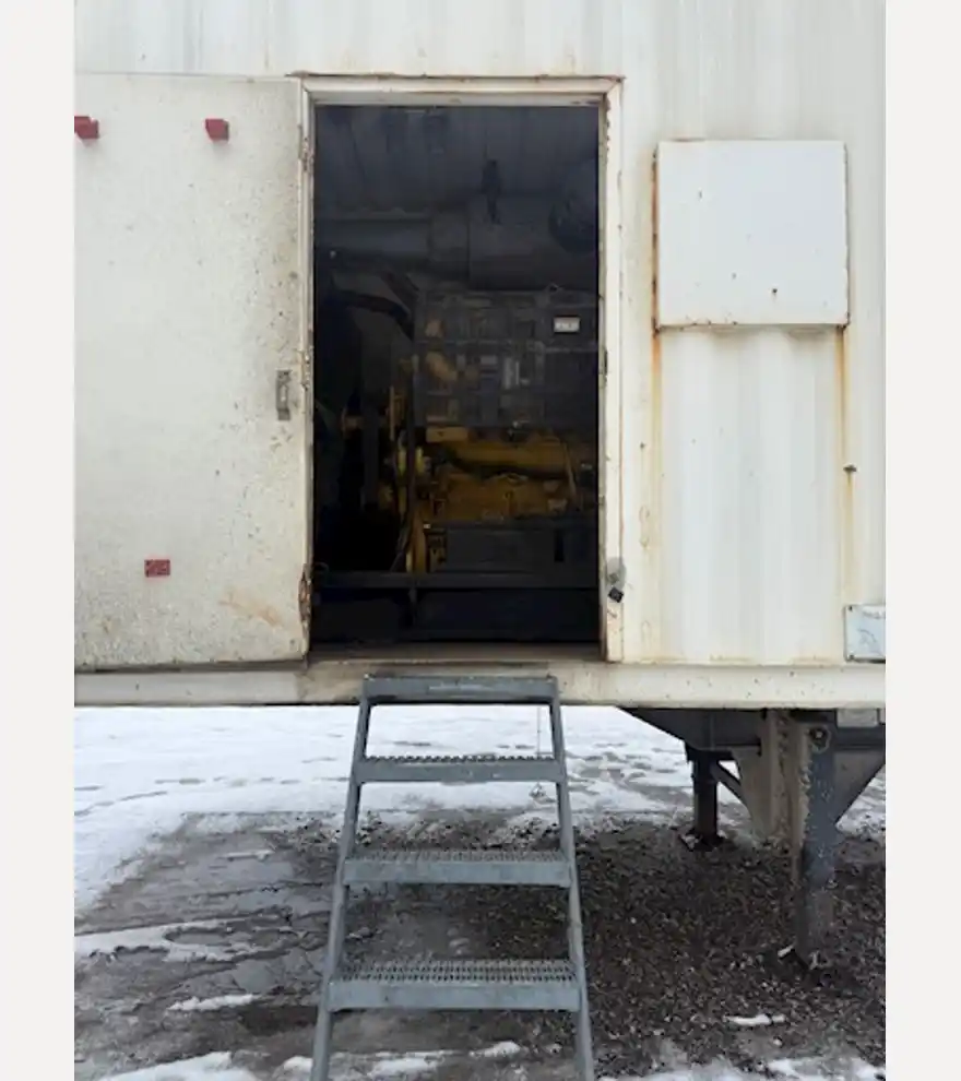 2005 Caterpillar Three Phase Generator - Caterpillar Generators - caterpillar-generators-three-phase-generator-5c9152f9-6.jpg