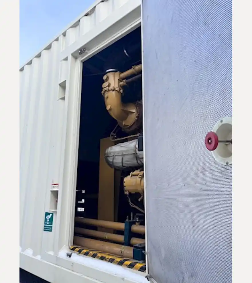 2014 Caterpillar Two (2) 1475 KW Caterpillar XQ1475G Natural Gas Generators - Caterpillar Generators - caterpillar-generators-two-2-1475-kw-caterpillar-xq1475g-natural-gas-generators-3e6f0aca-4.jpg
