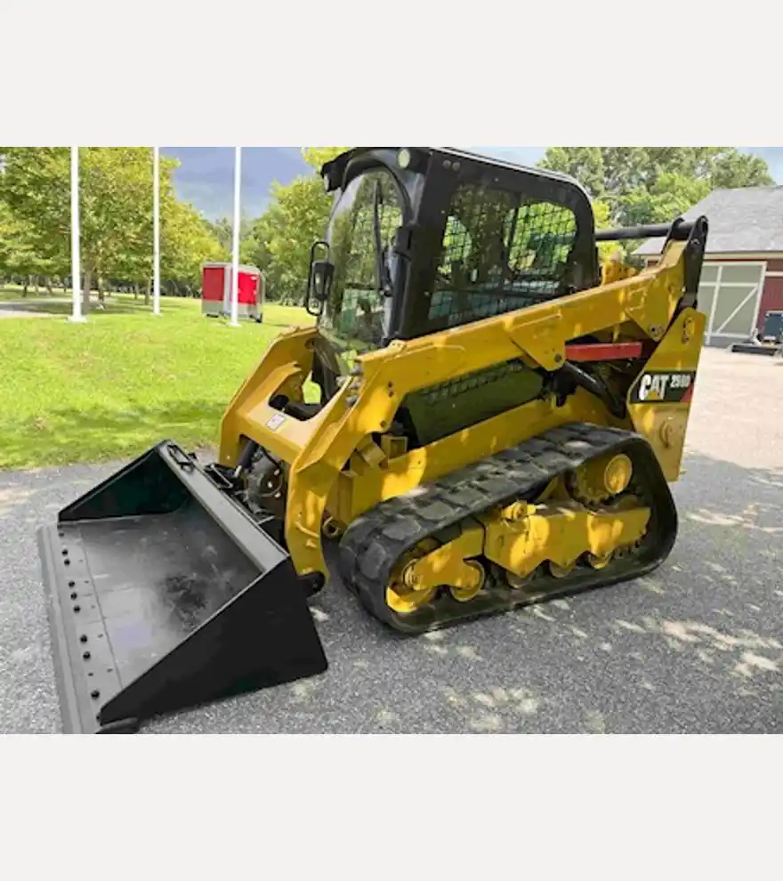 2014 Caterpillar 259D - Caterpillar Loaders - caterpillar-loaders-259d-1db482c6-2.jpg
