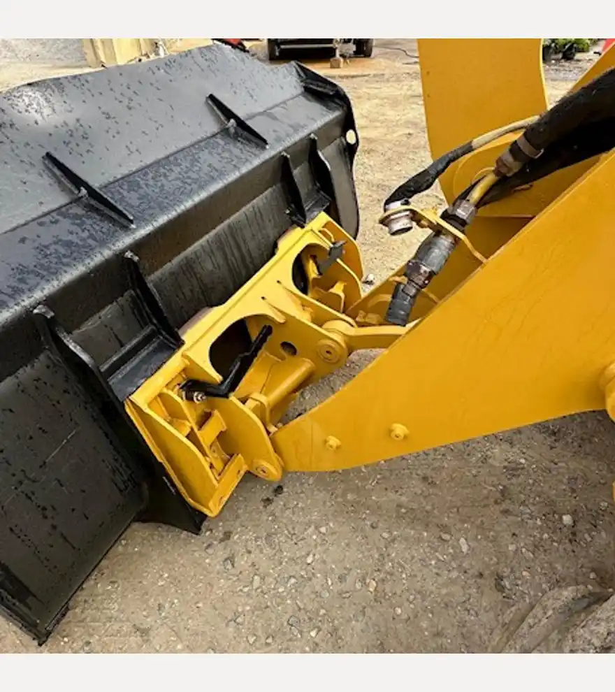 2006 Caterpillar 904B Wheel Loader - Caterpillar Loaders - caterpillar-loaders-904b-wheel-loader-4dc3e13d-3.jpg