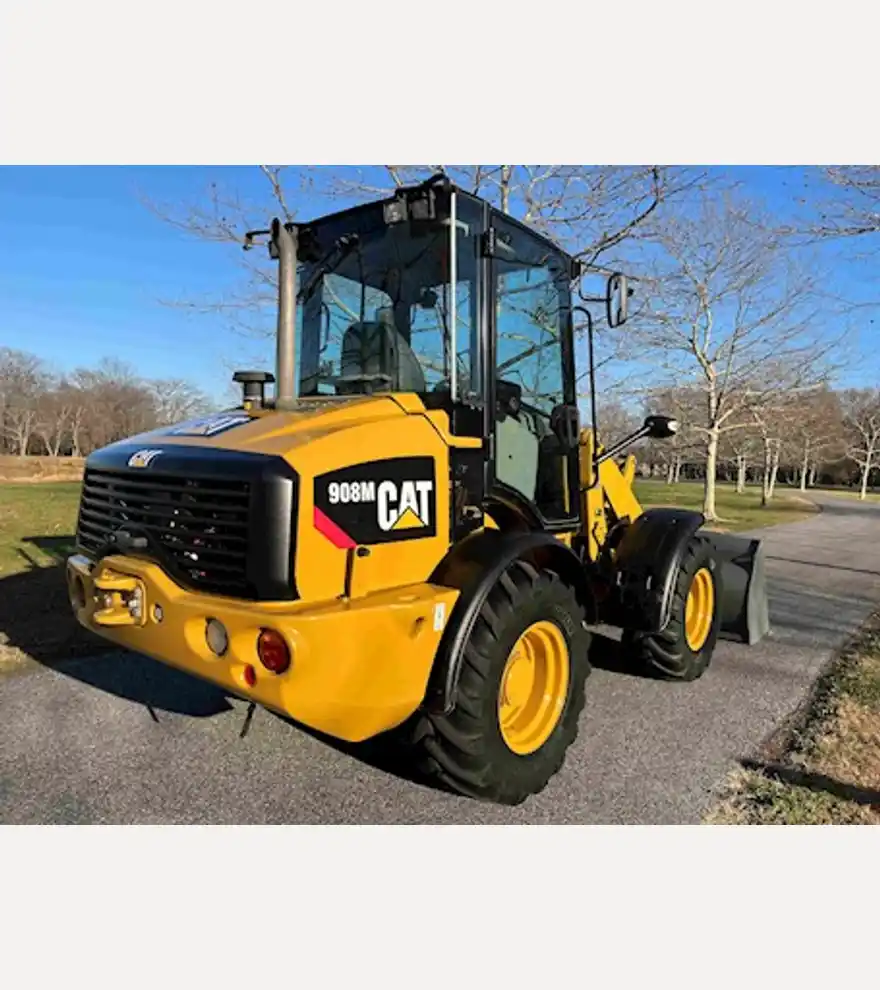 2017 Caterpillar 908M - Caterpillar Loaders - caterpillar-loaders-908m-07b79640-4.JPG