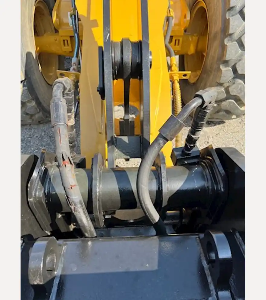 2004 Caterpillar 924G High Lift Wheel Loader - Caterpillar Loaders - caterpillar-loaders-924g-high-lift-wheel-loader-07c96244-13.jpg