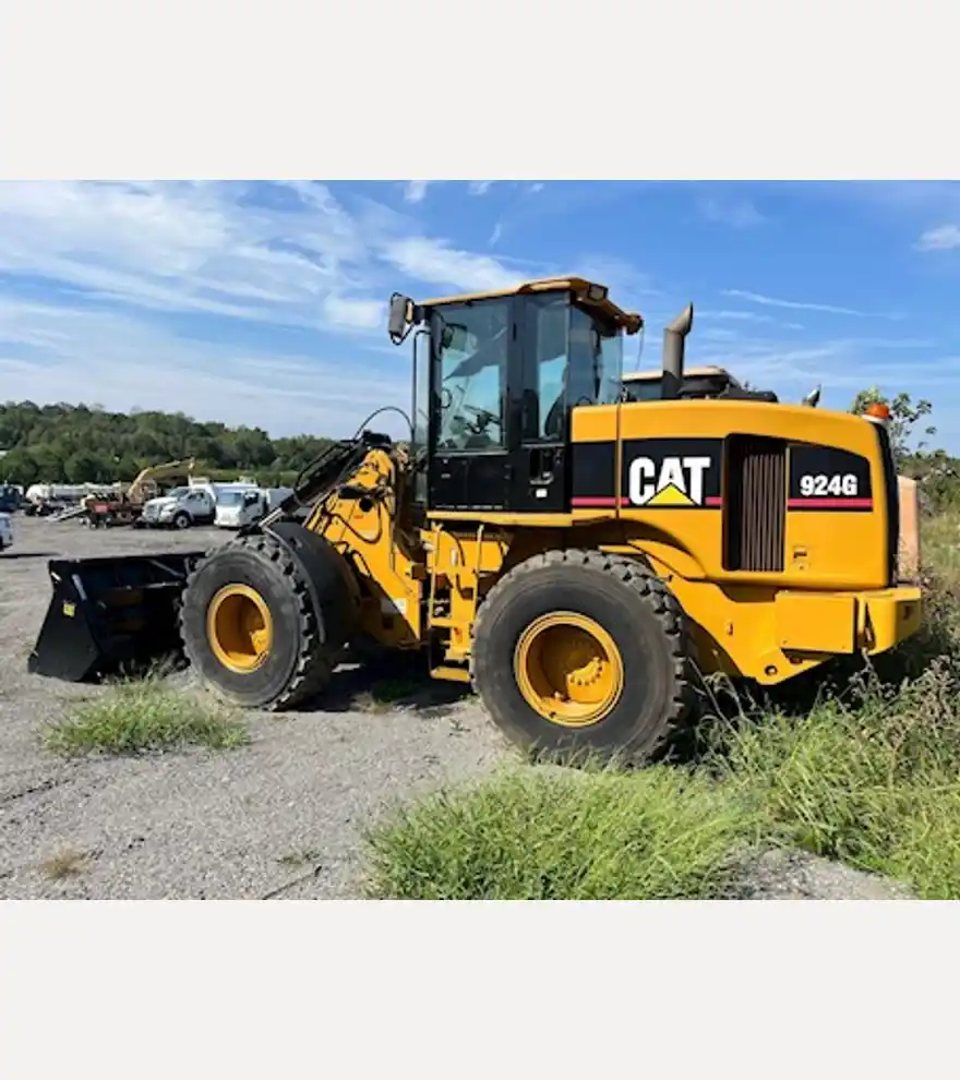 2004 Caterpillar 924G High Lift Wheel Loader - Caterpillar Loaders - caterpillar-loaders-924g-high-lift-wheel-loader-07c96244-2.jpg