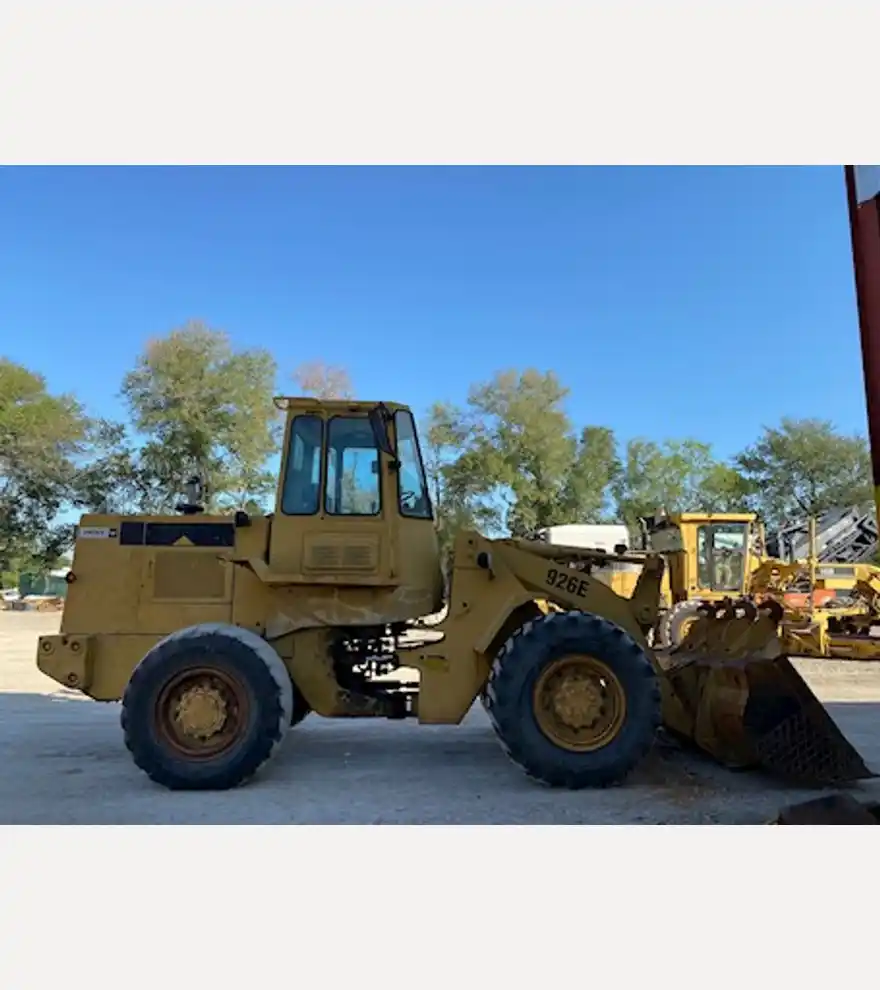 1990 Caterpillar 926E - Caterpillar Loaders - caterpillar-loaders-926e-fd5bb534-5.jpeg