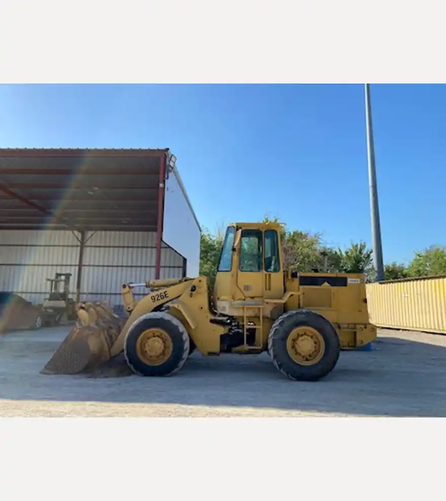 1990 Caterpillar 926E - Caterpillar Loaders - caterpillar-loaders-926e-fd5bb534-6.jpeg