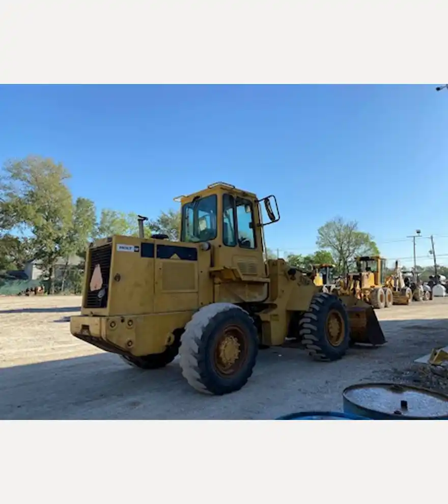 1990 Caterpillar 926E - Caterpillar Loaders - caterpillar-loaders-926e-fd5bb534-7.jpeg