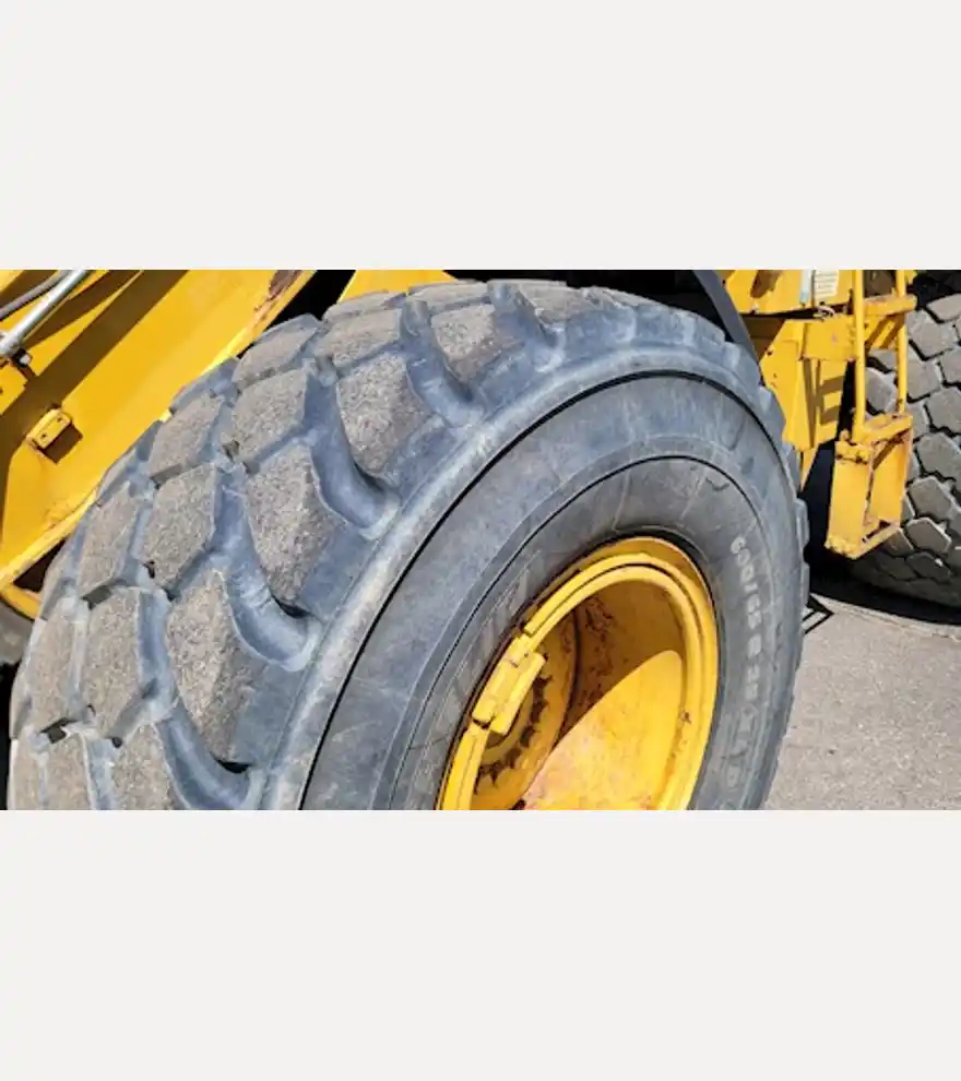 2005 Caterpillar 930G - Caterpillar Loaders - caterpillar-loaders-930g-1e2cb1cc-14.jpg