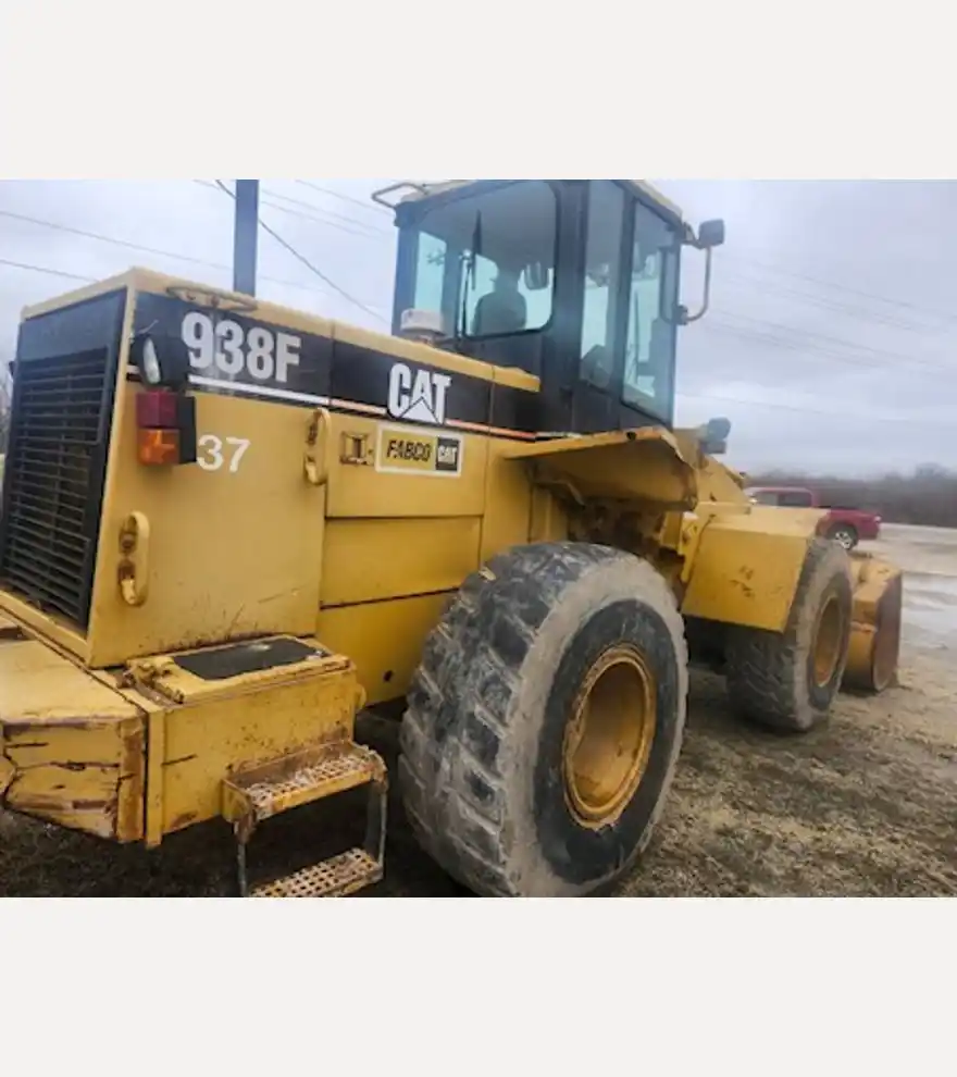 1999 Caterpillar 938F - Caterpillar Loaders - caterpillar-loaders-938f-ea670ad0-3.jpg