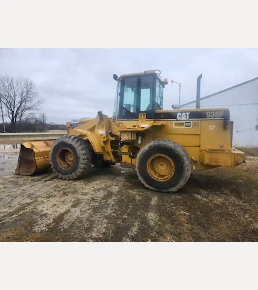 1999 Caterpillar 938F - Caterpillar Loaders - caterpillar-loaders-938f-ea670ad0-4.jpg