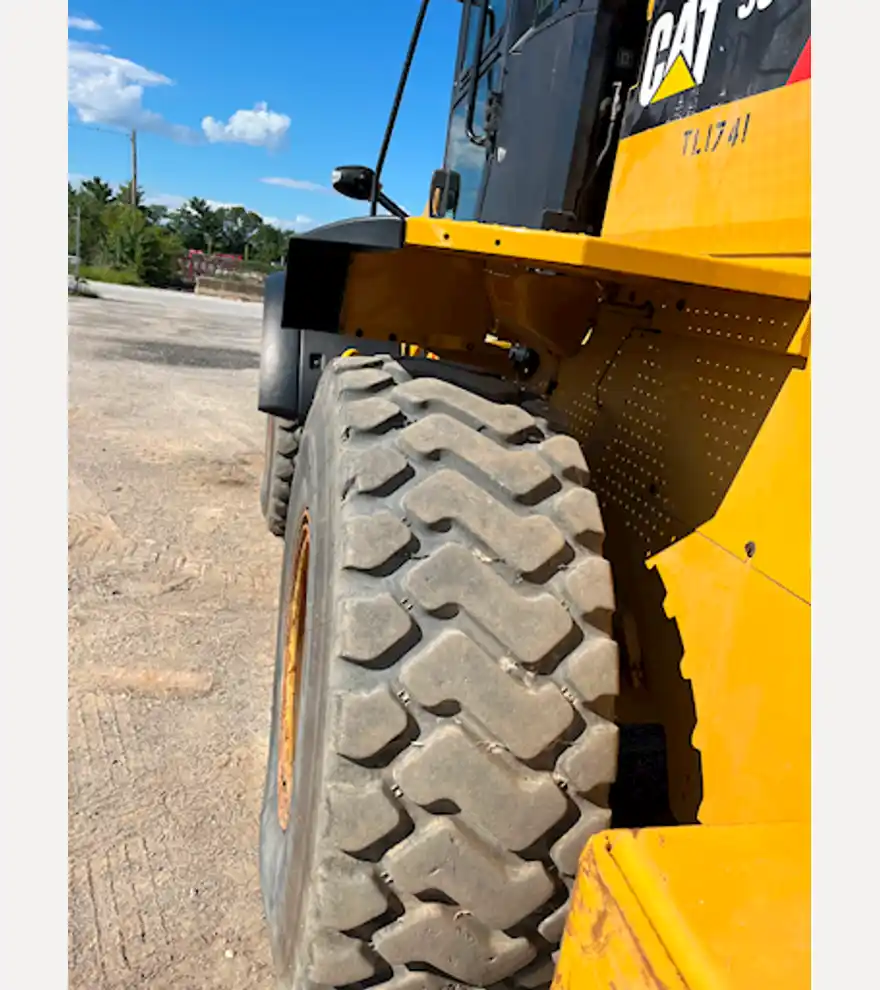 2016 Caterpillar 938M - Caterpillar Loaders - caterpillar-loaders-938m-a3782e2c-16.jpg