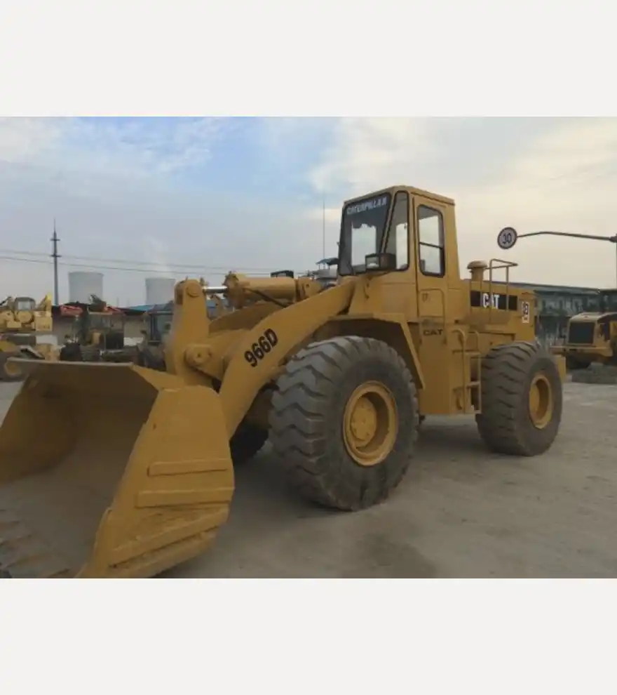 1985 Caterpillar 966 D - Caterpillar Loaders - caterpillar-loaders-966-d-658138ad-1.jpeg