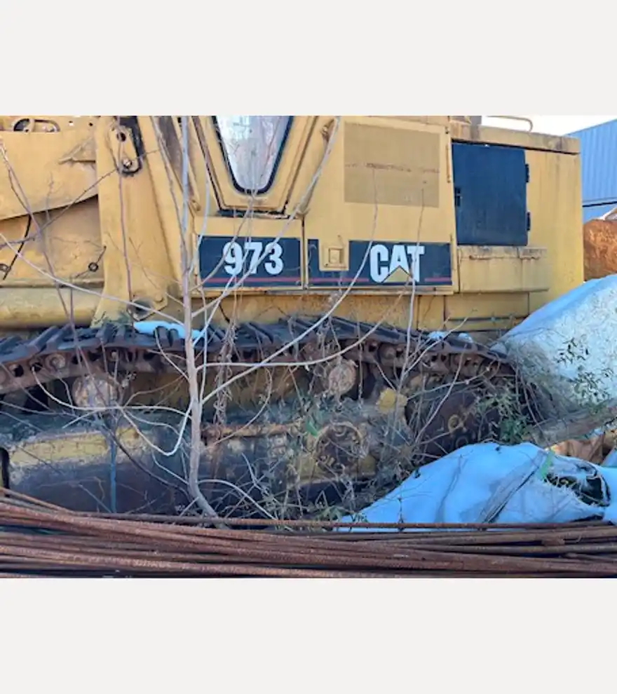 1986 Caterpillar 973 - Caterpillar Loaders - caterpillar-loaders-973-3b68647d-6.jpg