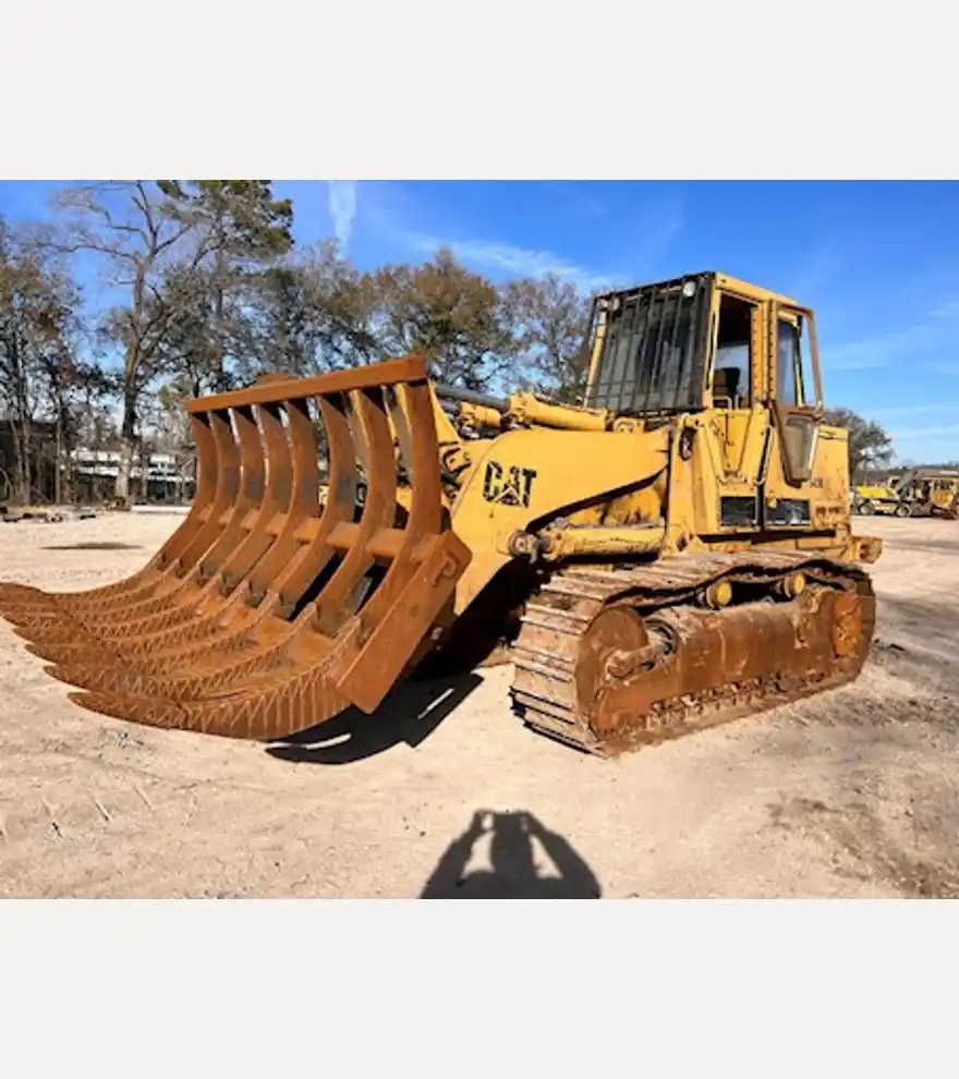 1999 Caterpillar 973 LGP - Caterpillar Loaders - caterpillar-loaders-973-lgp-1719ce09-1.jpeg