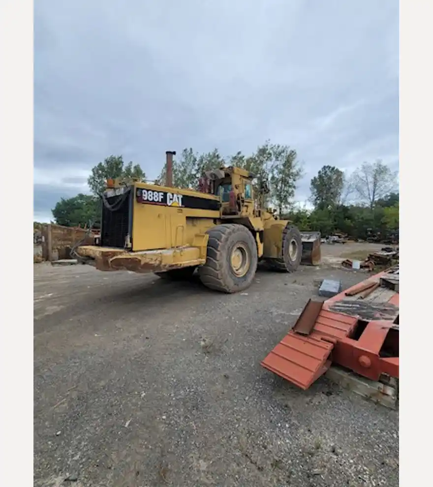1997 Caterpillar 988F - Caterpillar Loaders - caterpillar-loaders-988f-adaf5497-2.jpg