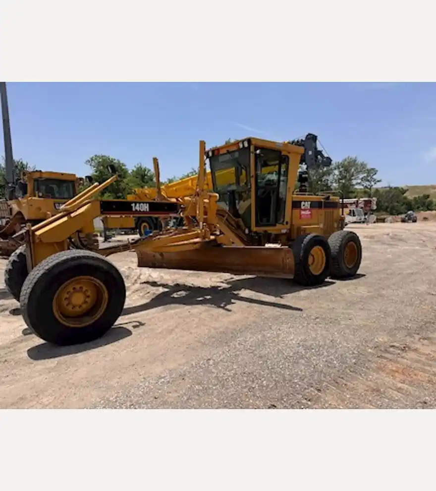 2002 Caterpillar 140H - Caterpillar Motor Grader - caterpillar-motor-grader-140h-b1214440-2.jpeg