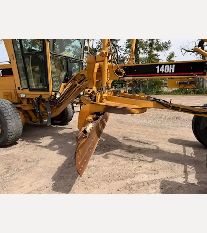 2002 Caterpillar 140H - Caterpillar Motor Grader - caterpillar-motor-grader-140h-b1214440-5.jpeg