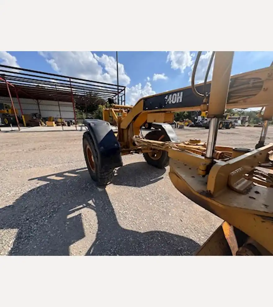 2002 Caterpillar 140H - Caterpillar Motor Grader - caterpillar-motor-grader-140h-c121204d-13.jpeg