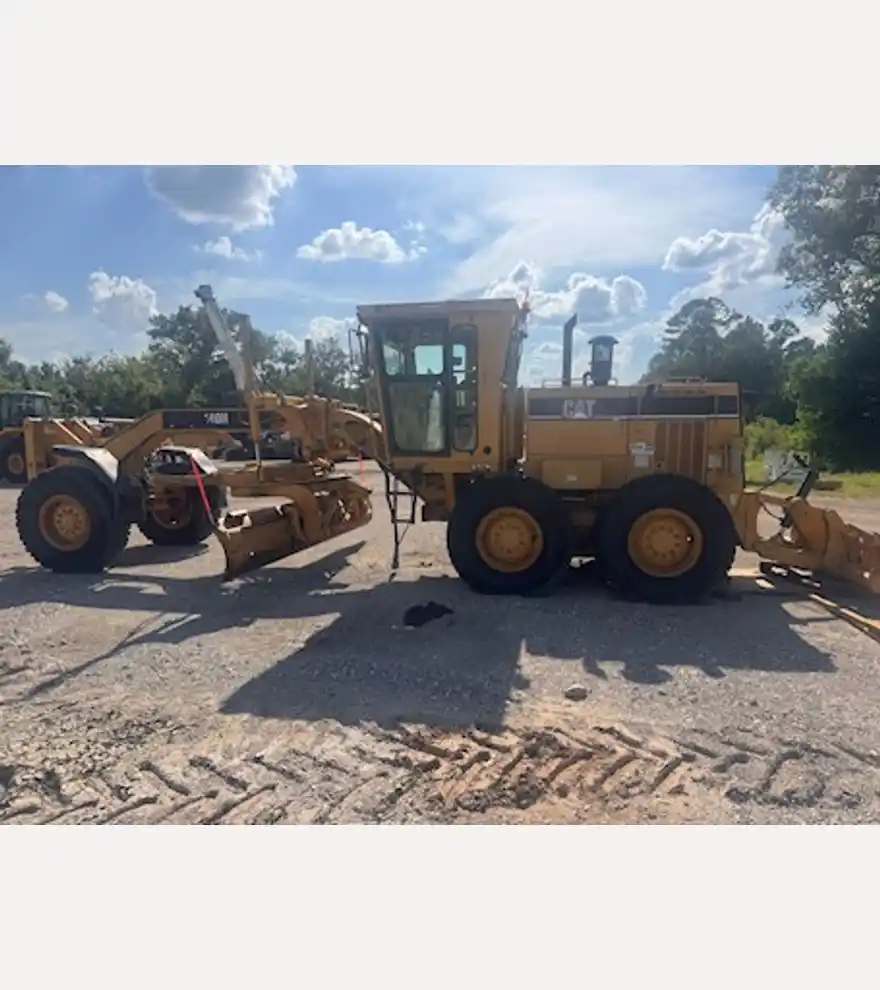 2002 Caterpillar 140H - Caterpillar Motor Grader - caterpillar-motor-grader-140h-c121204d-4.jpeg