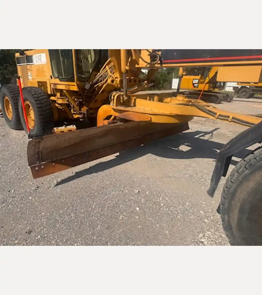 2002 Caterpillar 140H - Caterpillar Motor Grader - caterpillar-motor-grader-140h-c121204d-7.jpeg