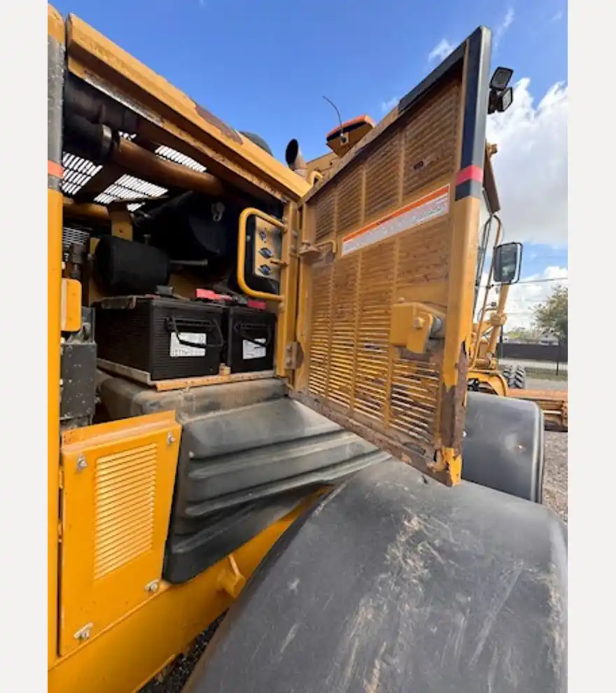 2007 Caterpillar 140H - Caterpillar Motor Grader - caterpillar-motor-grader-140h-e8a2bffb-10.jpeg