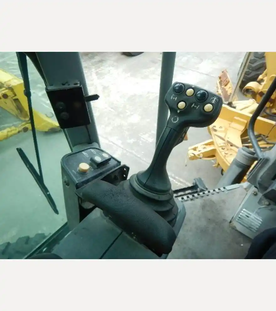 2008 Caterpillar 140M - Caterpillar Motor Grader - caterpillar-motor-grader-140m-5bc10fdb-15.jpg