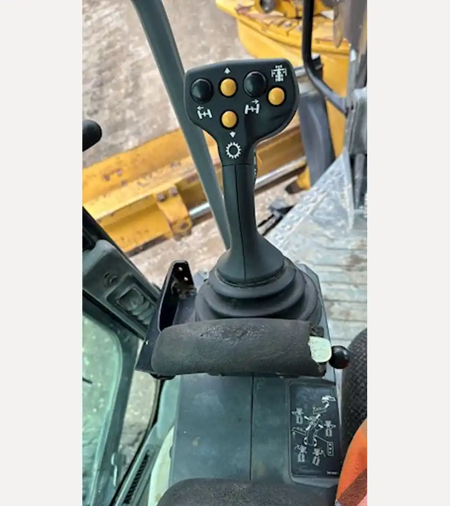 2012 Caterpillar 140M2 AWD - Caterpillar Motor Grader - caterpillar-motor-grader-140m2-awd-b07c814f-16.jpeg
